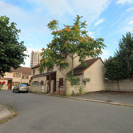 Parking Prive Gratuit - 15Mn Paris - Gare A Pied En 5Mn - Tout Equipee - Terrasse - Jardin - Stade De France - Casino D'Enghien - Hippodrome, Universite Épinay-sur-Seine Екстериор снимка