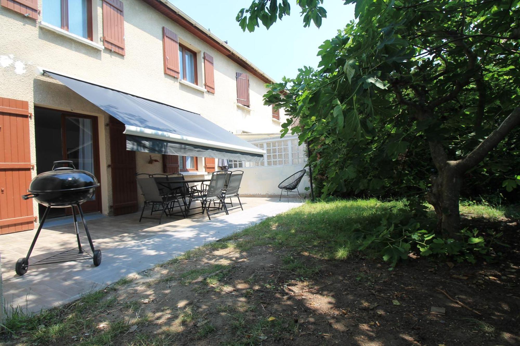 Parking Prive Gratuit - 15Mn Paris - Gare A Pied En 5Mn - Tout Equipee - Terrasse - Jardin - Stade De France - Casino D'Enghien - Hippodrome, Universite Épinay-sur-Seine Екстериор снимка